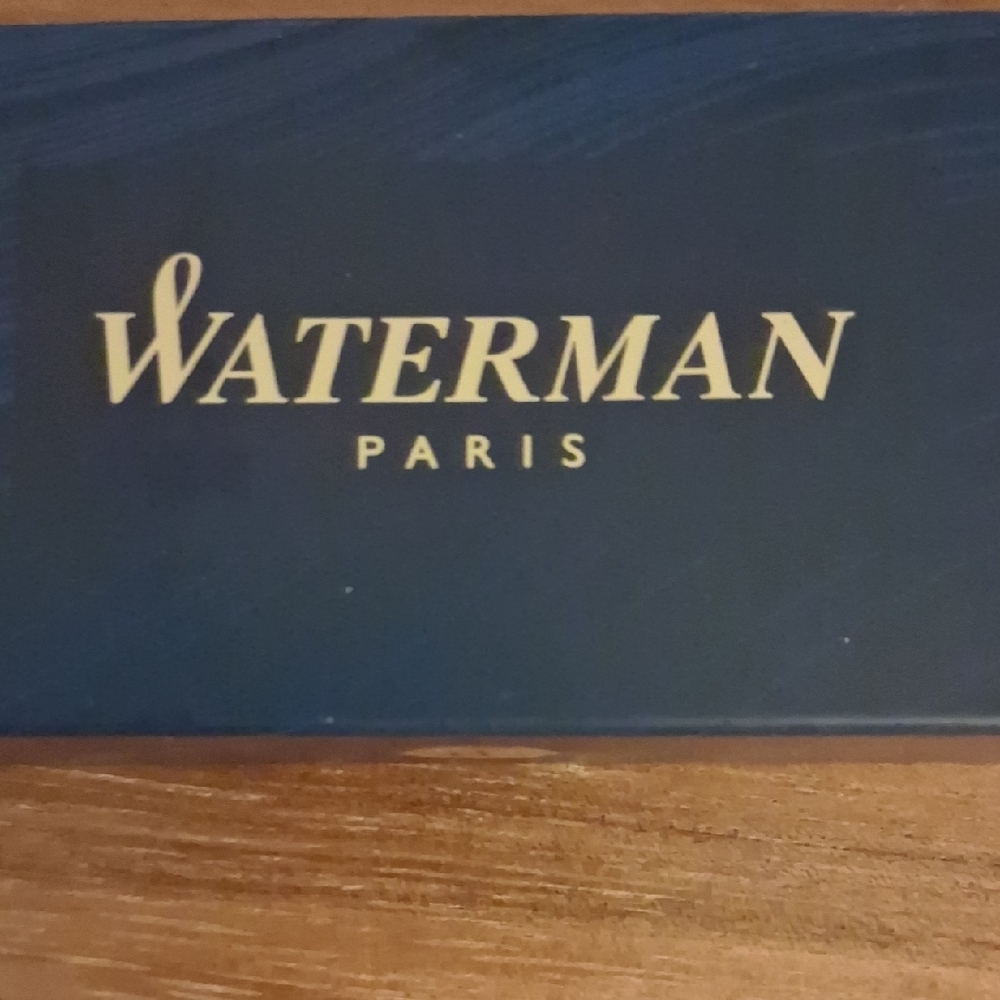 Waterman Paris Silver and White Pen - Picture 2 of 10